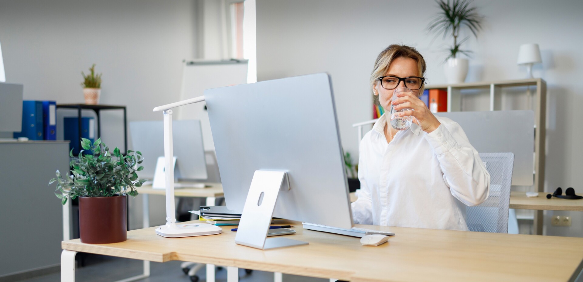 COMERCIOS E INSTITUCIONES